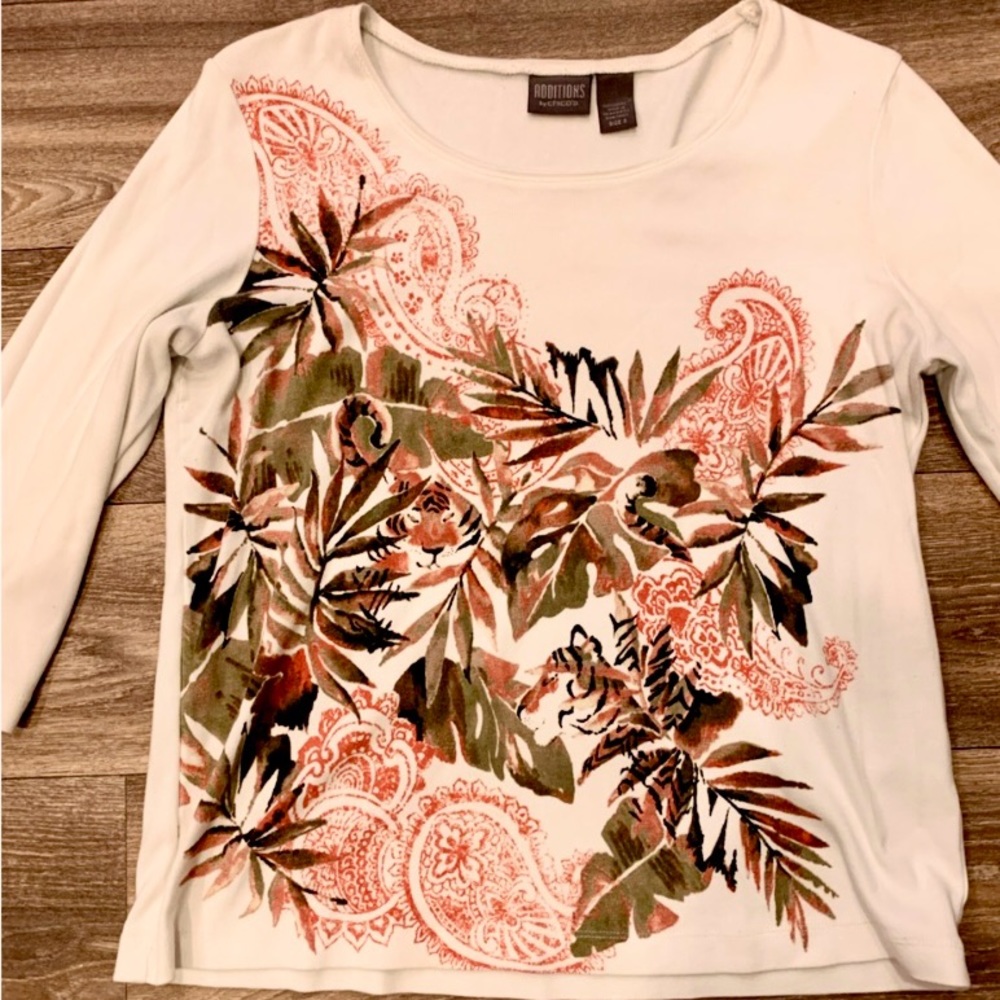 🌴Chicos Paisley Tropical 100% Cotton Neutral Colors 3/4 Sleeve Scoop Neck Tee